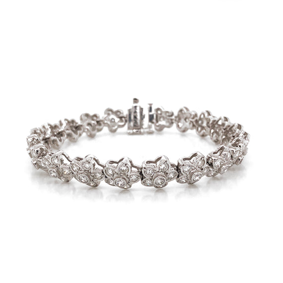 Flower Round Cut White Diamonds 7.79 Carat Platinum Link Bracelet