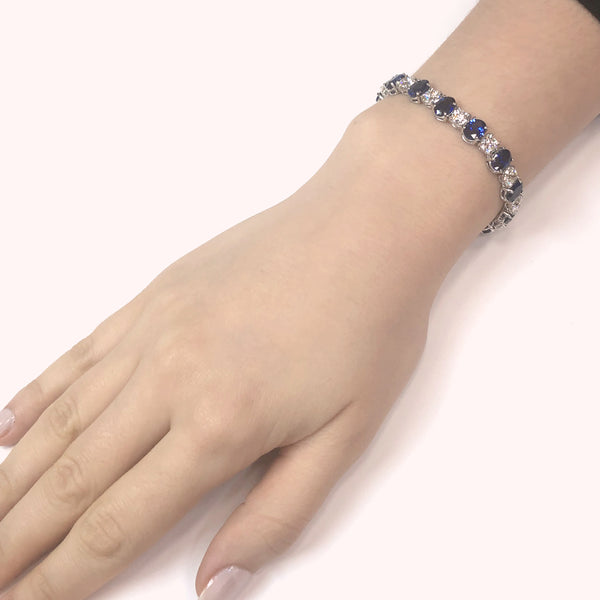 Ceylon oval sapphires 19.44 carat round diamonds platinum bracelet