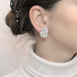 Pear Cut Cluster Diamonds 10.98 Carat Platinum Earrings
